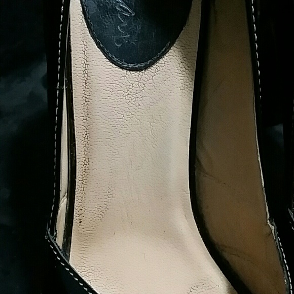Cole Haan Patent Leather Top Stitched Heels - Picture 2 of 7